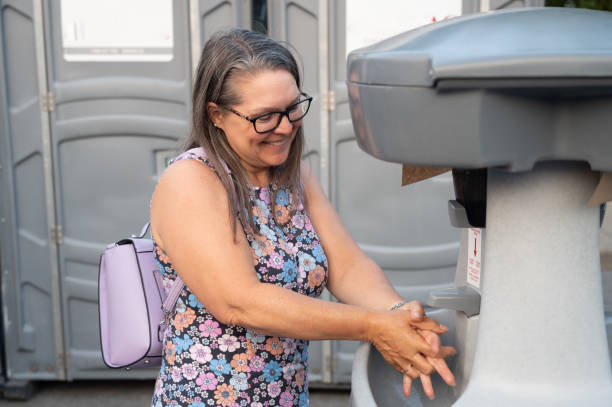 Best Luxury portable toilet rental  in North Seekonk, MA